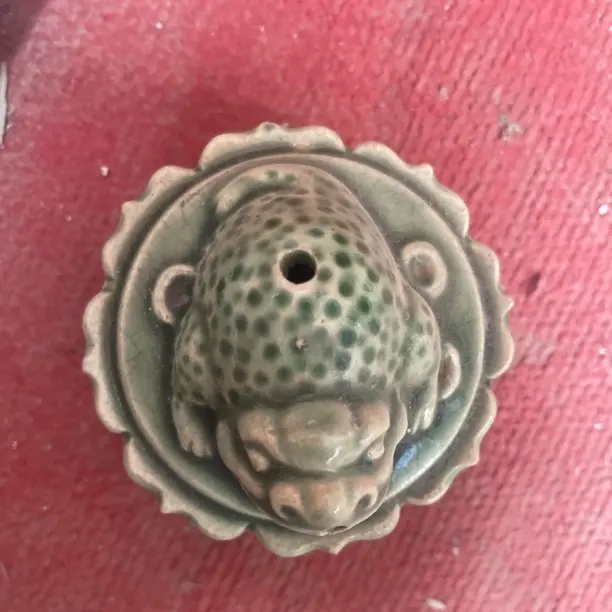 蟾蜍摆件底有四神