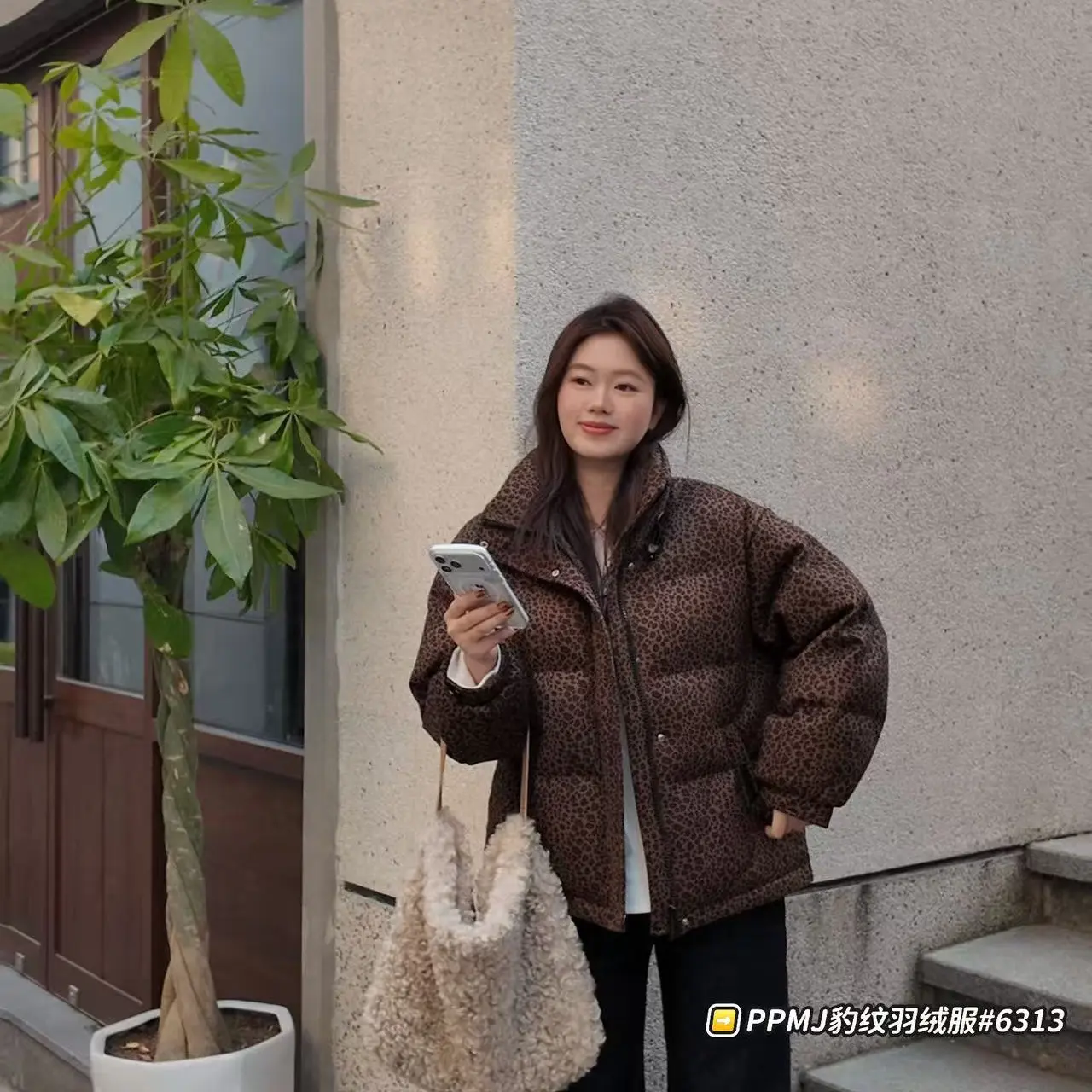 冬季豹纹130-190斤立领加厚保暖短款宽松显瘦磨毛豹纹羽绒服