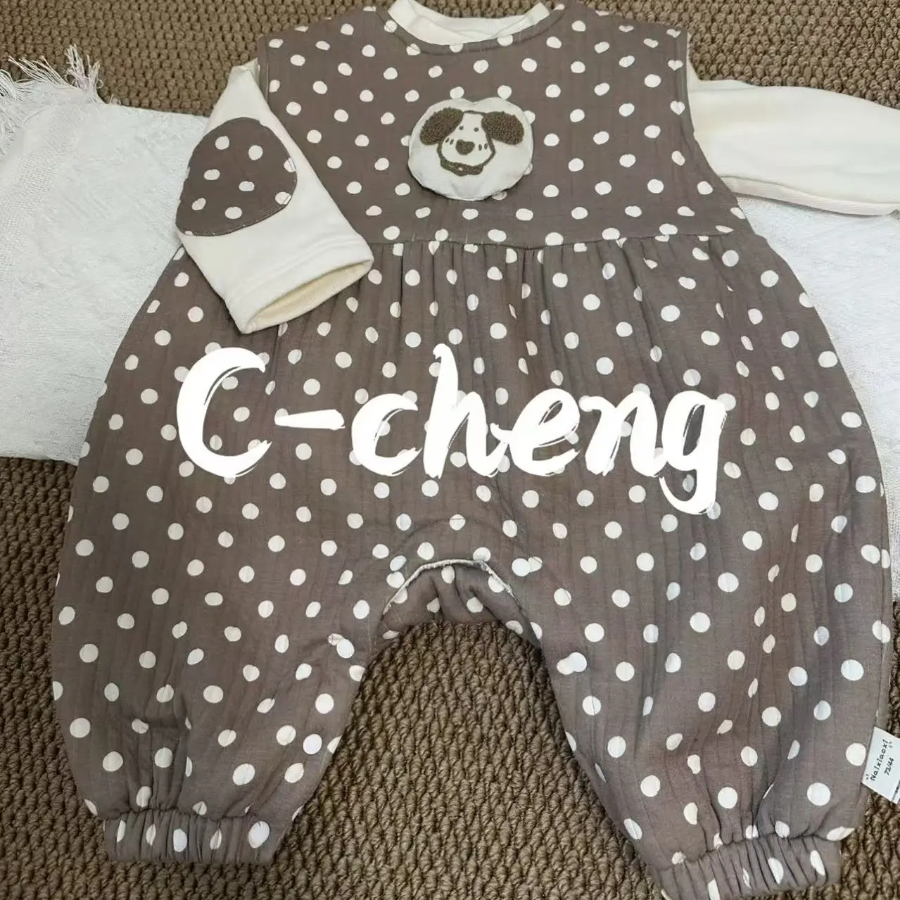 奶小西加厚波点套装