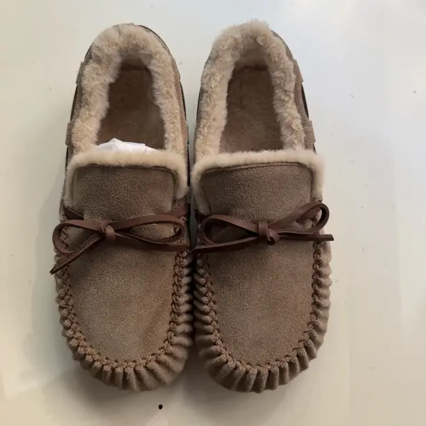 时尚平跟豆豆鞋冬季加绒软底舒适保暖棉鞋