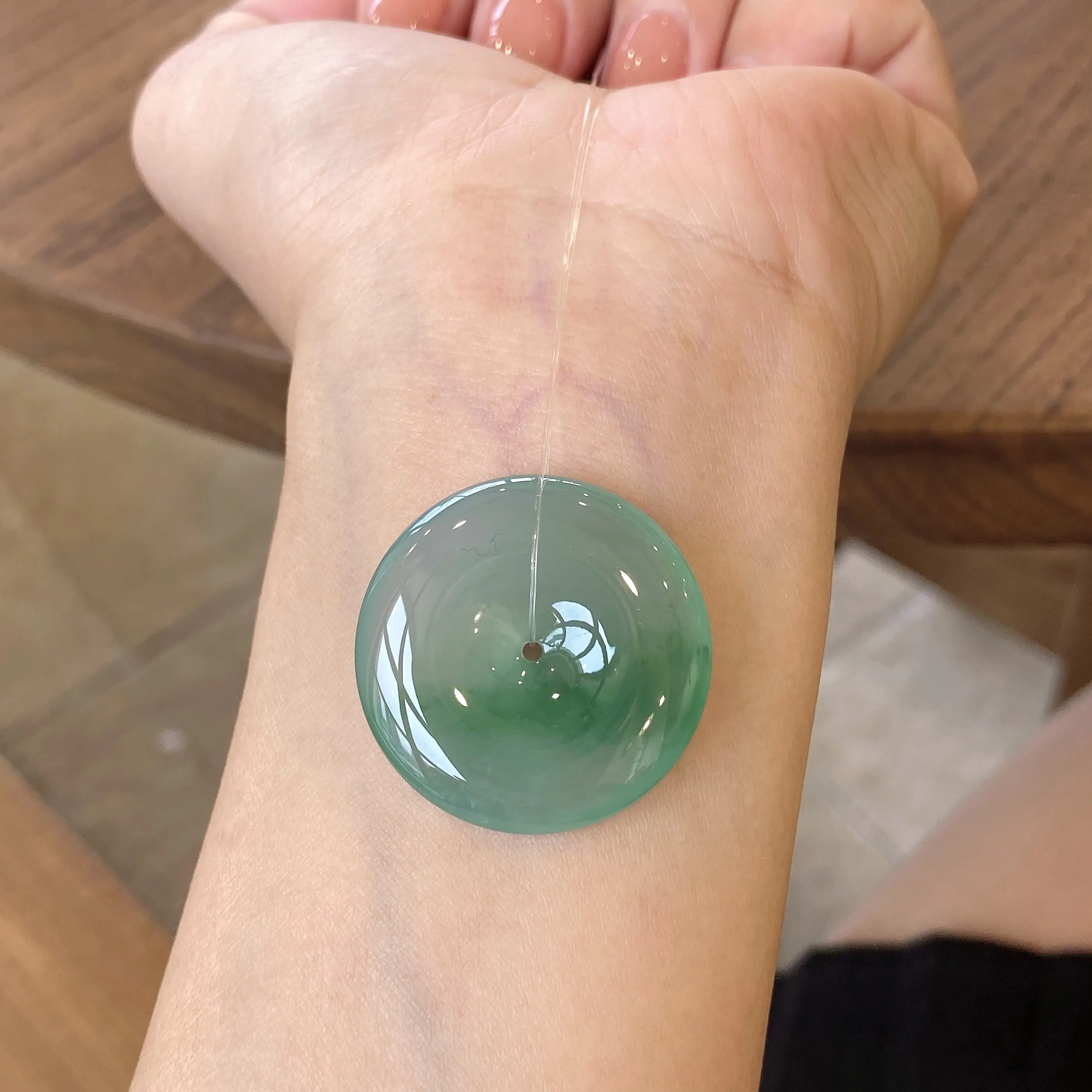 天然缅甸A货翡翠冰润飘绿平安扣吊坠30-6.1