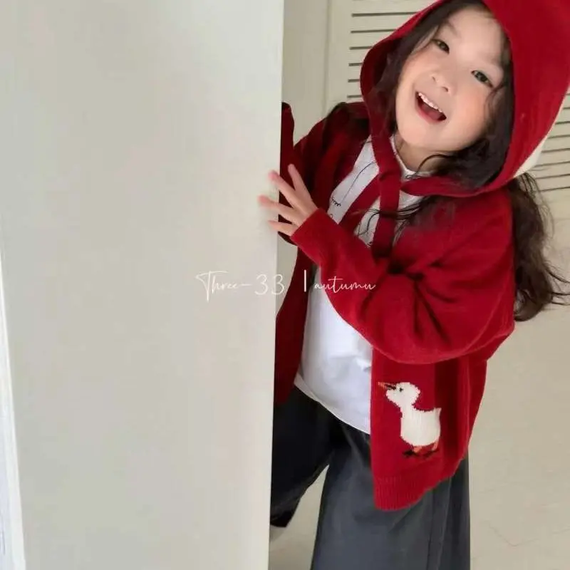 女童秋冬新款洋气可爱加厚带帽针织毛衣开衫外套节日风