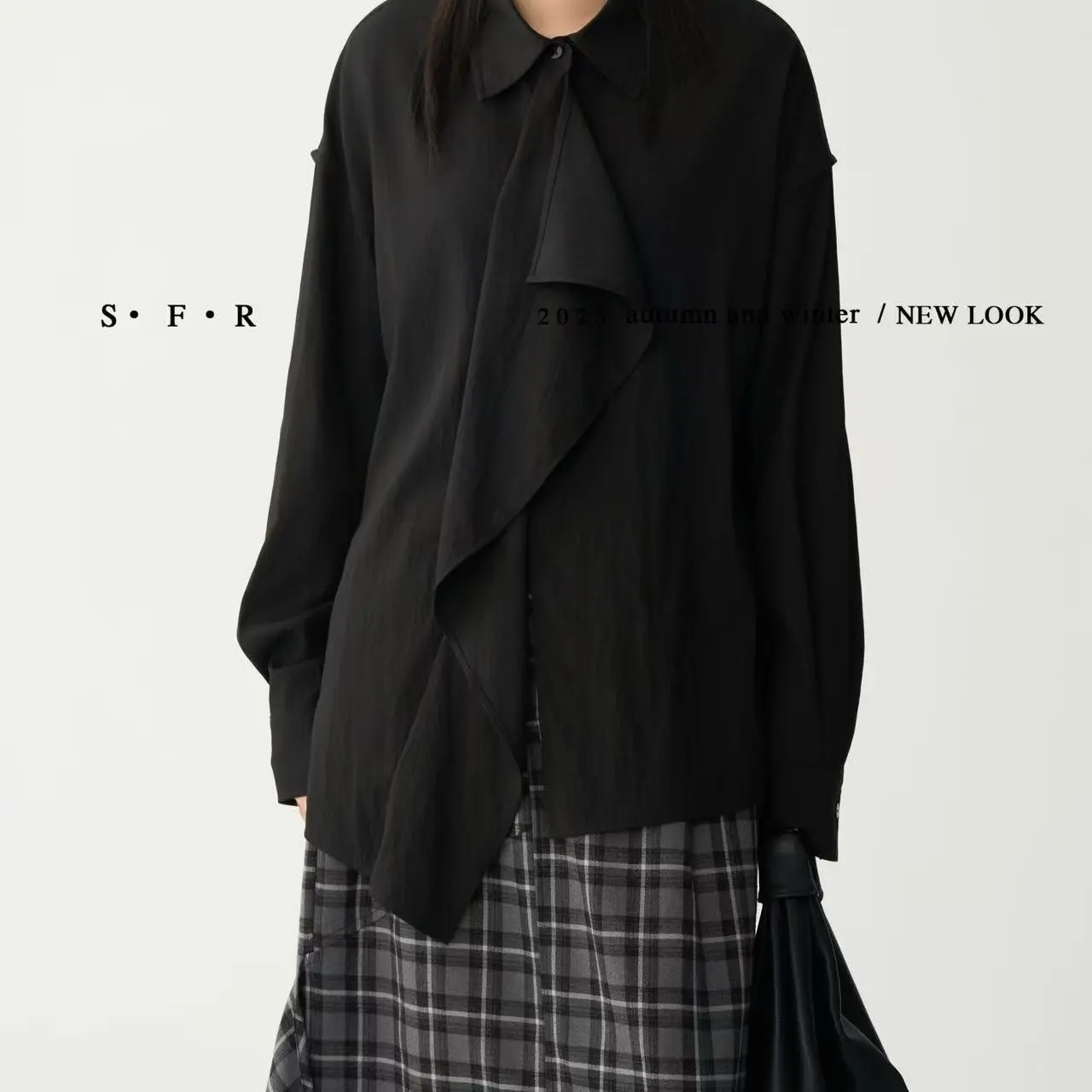 韩系潮流设计感翻领肌理感宽松显瘦时尚休闲衬衫女2025秋冬新款