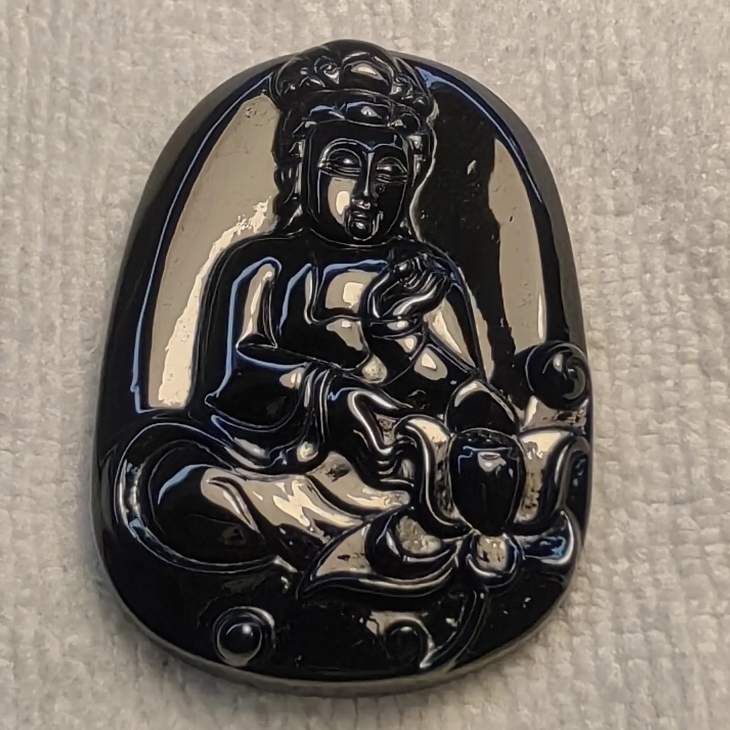 天然翡翠墨翠观音吊坠