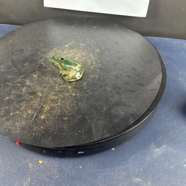 漂亮的小瓷罐素色