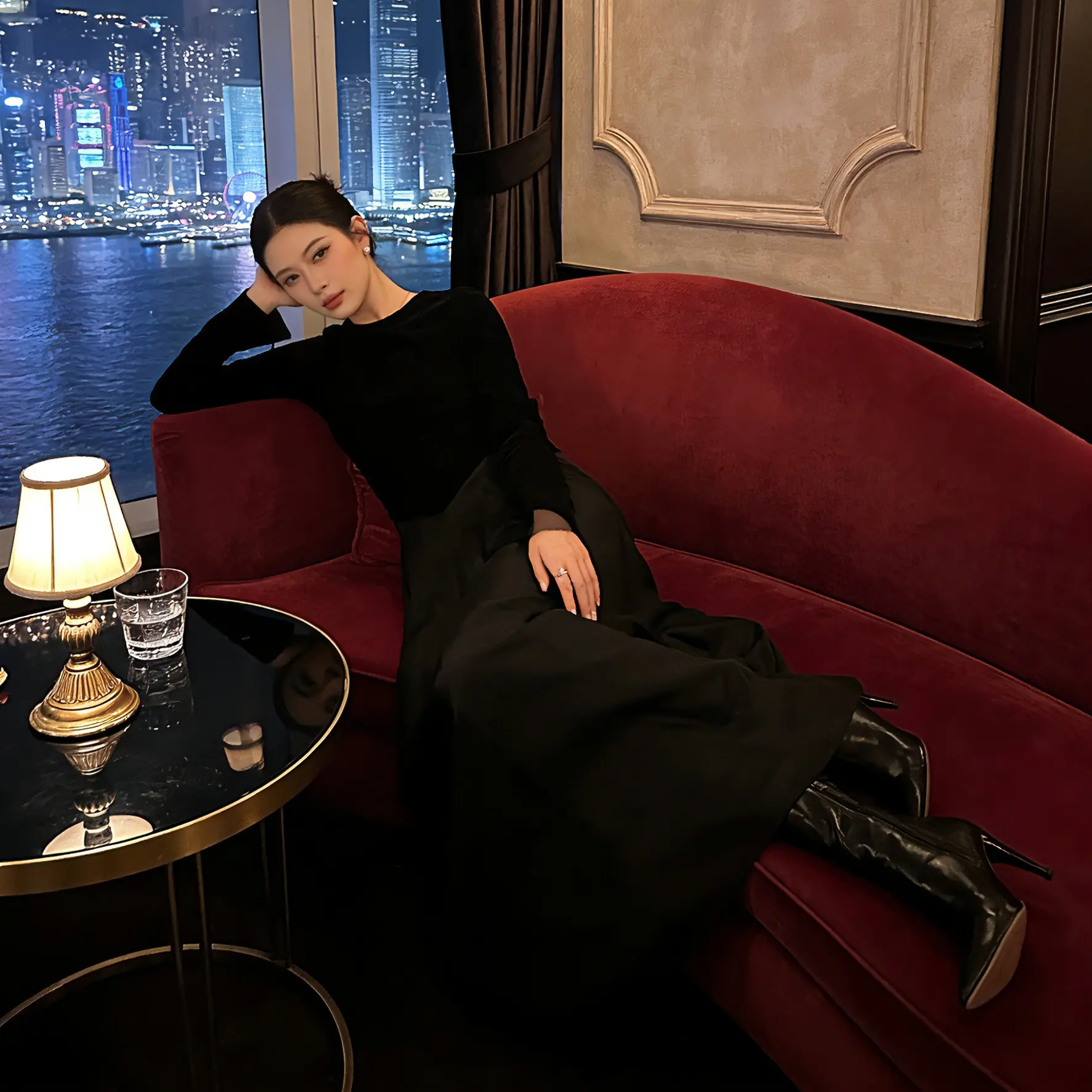 法式静奢风气质修身显瘦长袖醋酸丝绒拼网纱连衣裙通勤约会百搭