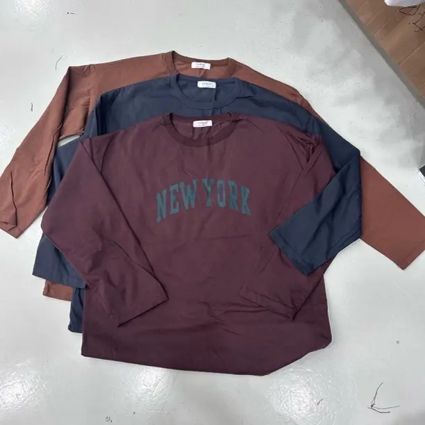 休闲宽松百搭纯棉圆领字母长袖上衣