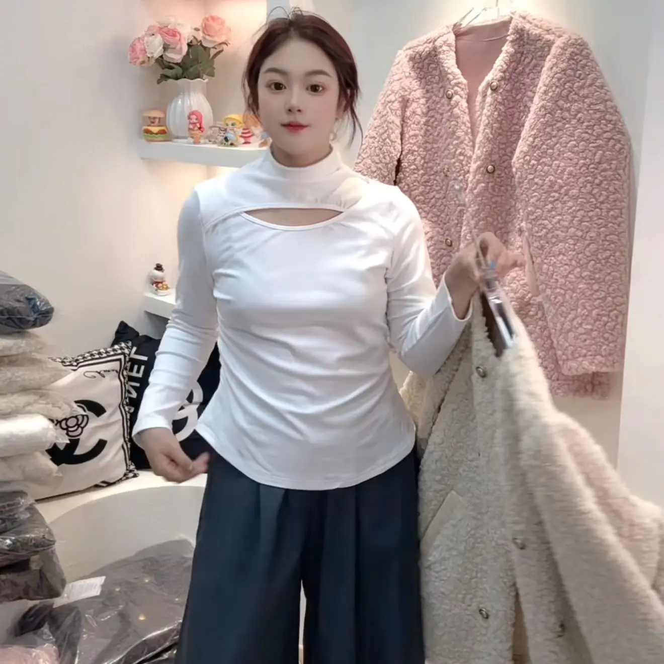 【鑫鑫推荐】韩版冬新款拼接镂空褶皱设计感长袖加厚打底衫上衣