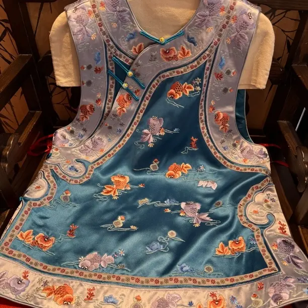 『如意』原创设计重工刺绣早秋新款如意头马甲唐装