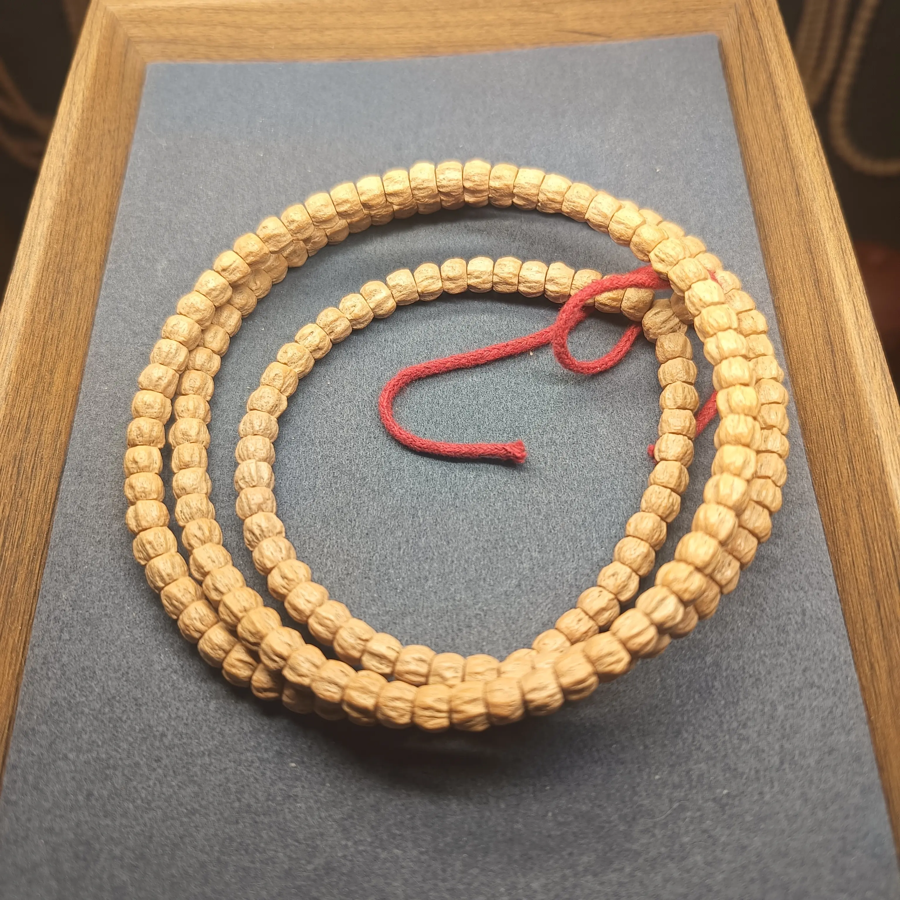 甘孜6+高油密方块百香籽文玩长串脖挂