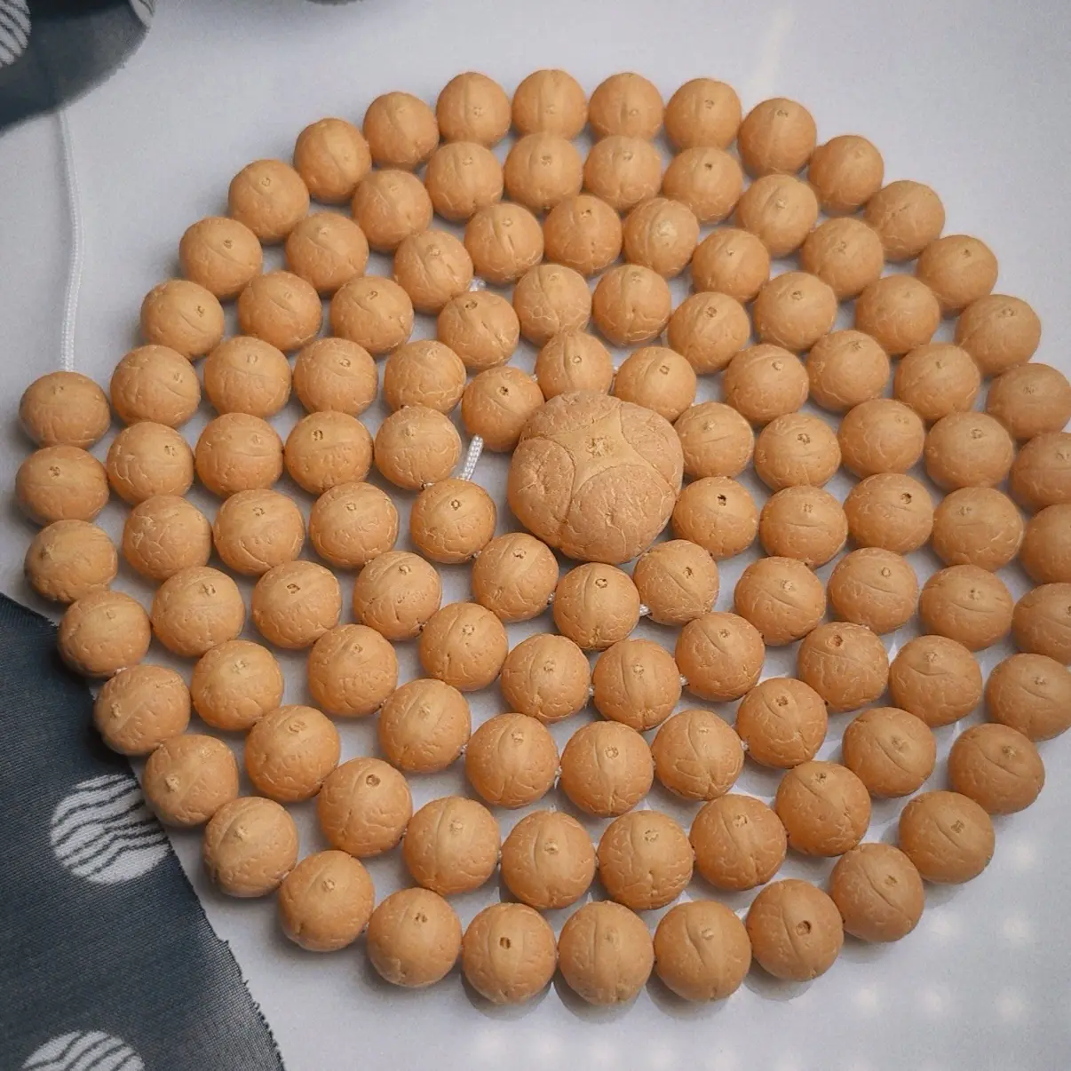 尼泊尔凤眼同树实心10.5mm念珠112颗