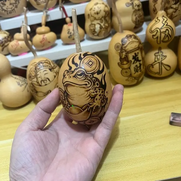 纯手工烙画雕刻工艺葫芦文玩手把件 咬钱貔貅图案