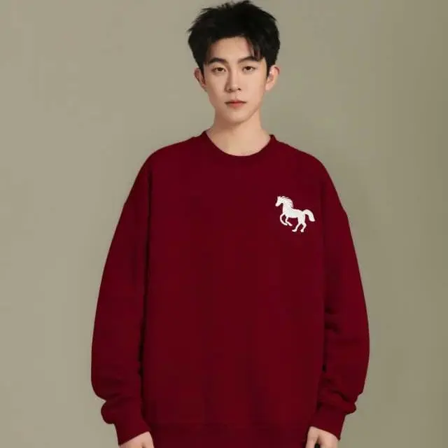 马年本命年酒红色刺绣卫衣男圆领加绒宽松情侣款秋冬季潮流上衣