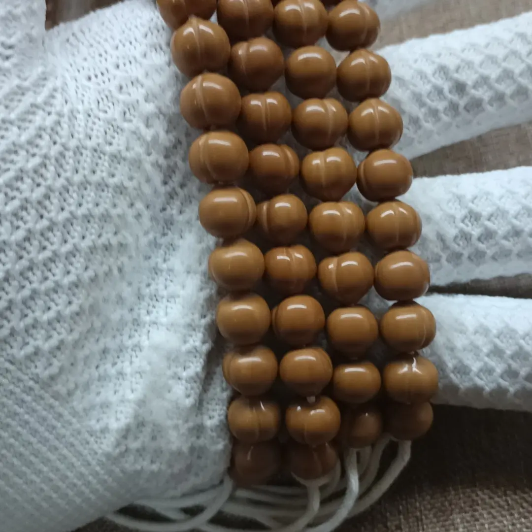 猴头核桃吊坠柯基屁桃光珠