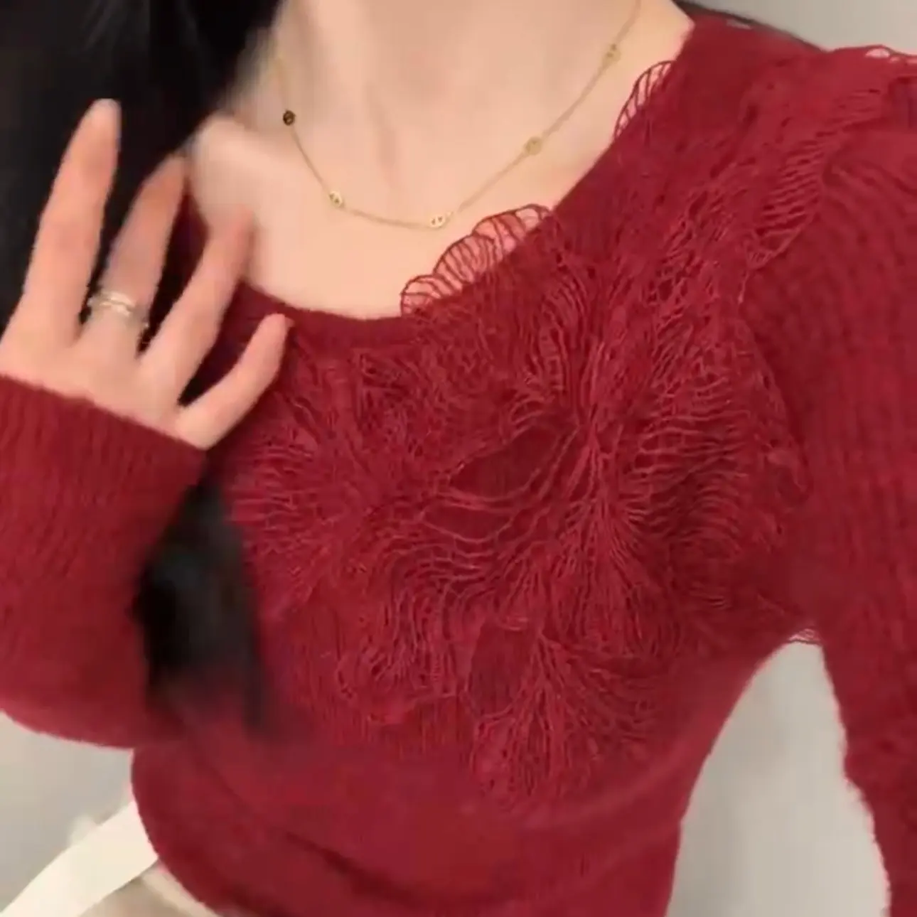 女秋冬新款蕾丝贴花圆领针织衫高级感百搭内搭上衣