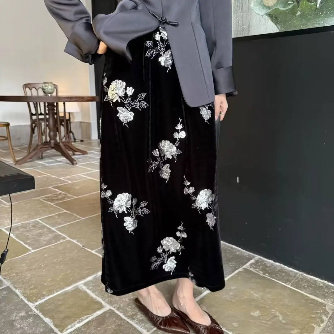 新中式重工订珠亮片高腰显瘦A字半身裙秋冬款