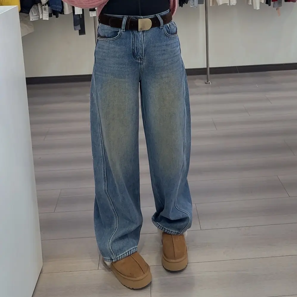 魏佳定制-2025加厚加绒微弹高咬显瘦百搭直筒弯刀牛仔休闲裤8265