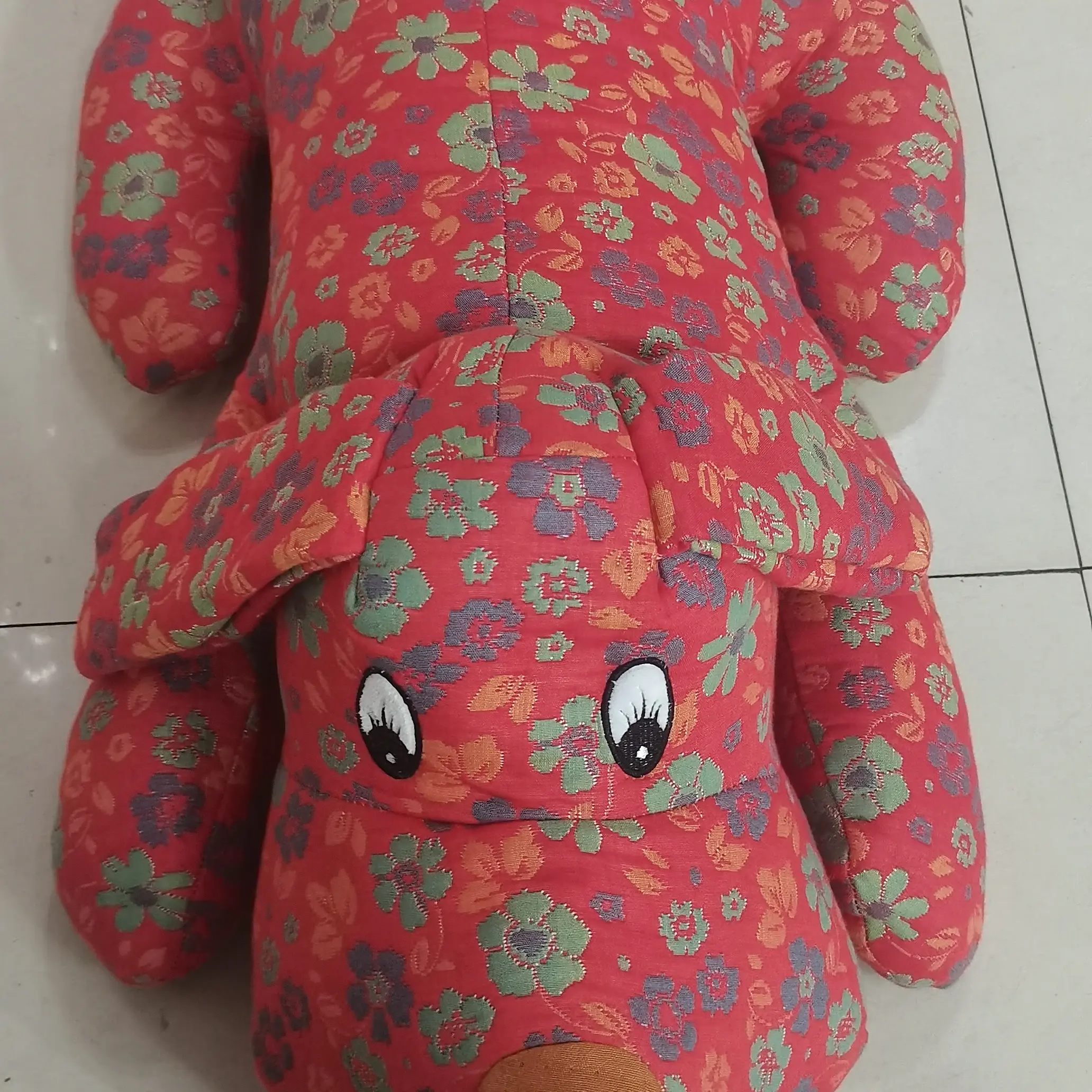 玩偶抱枕公仔枕靠枕颗粒航空棉高弹记忆恢复性强