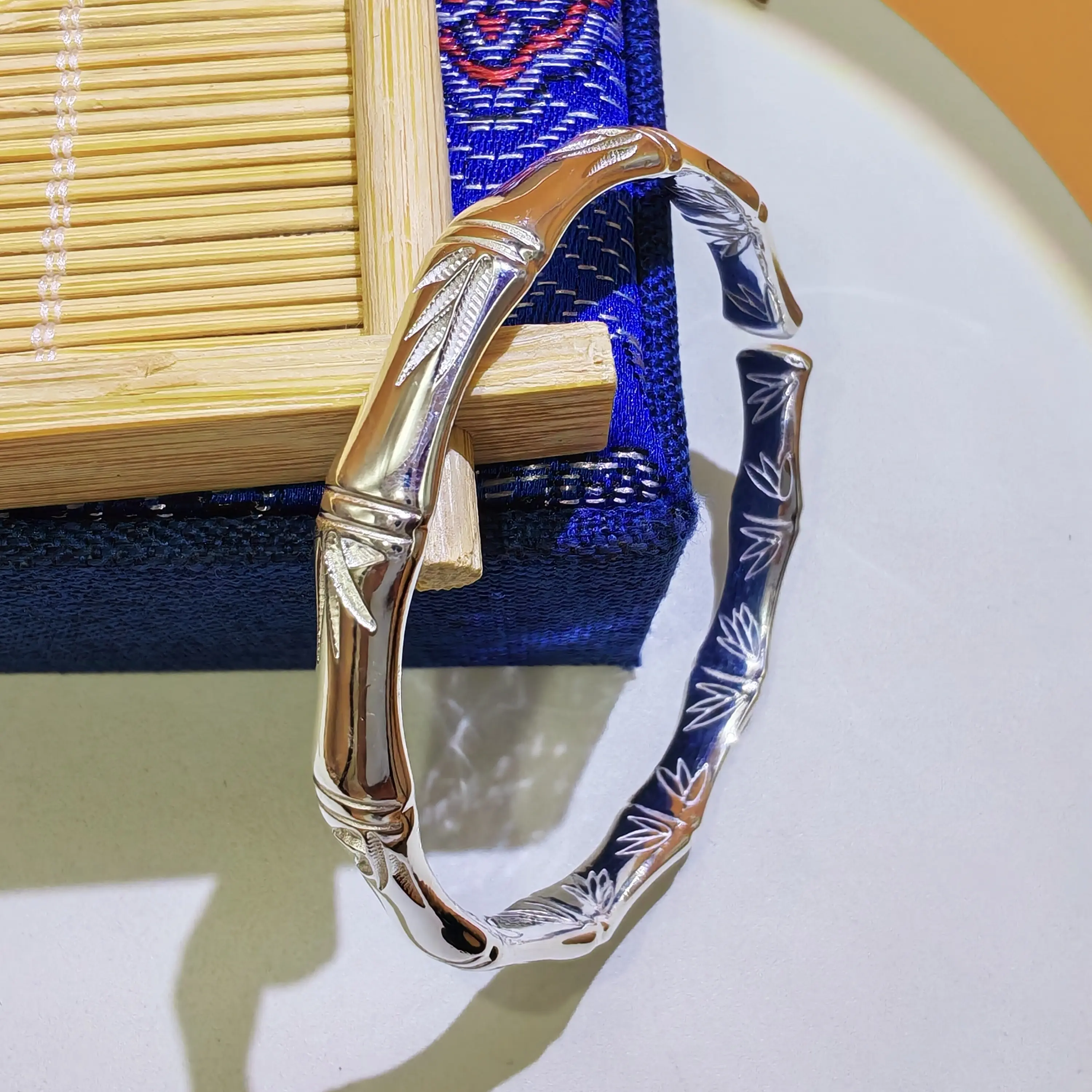 足银手镯 可调节步步高升女银色简约实心开口镯子足银时尚饰品