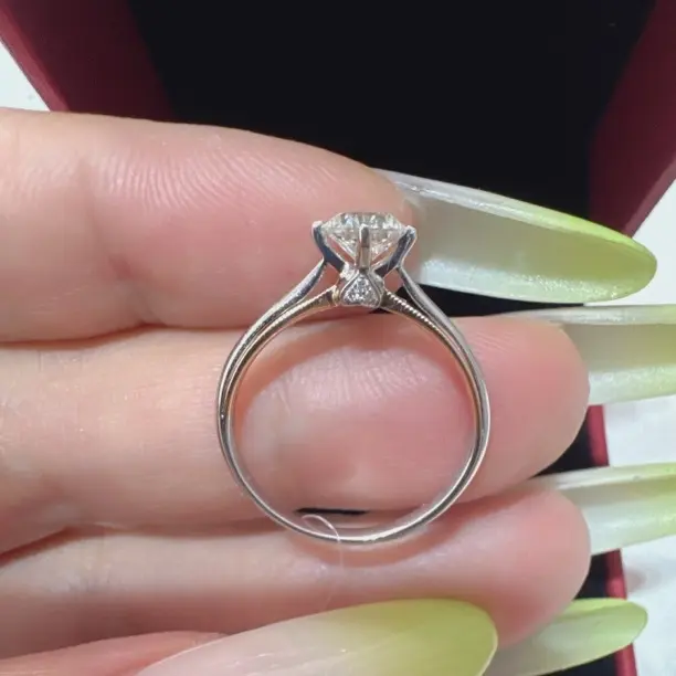 金750天然钻石戒指