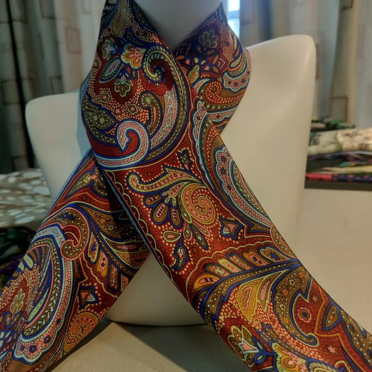 时尚百搭气质中古丝巾