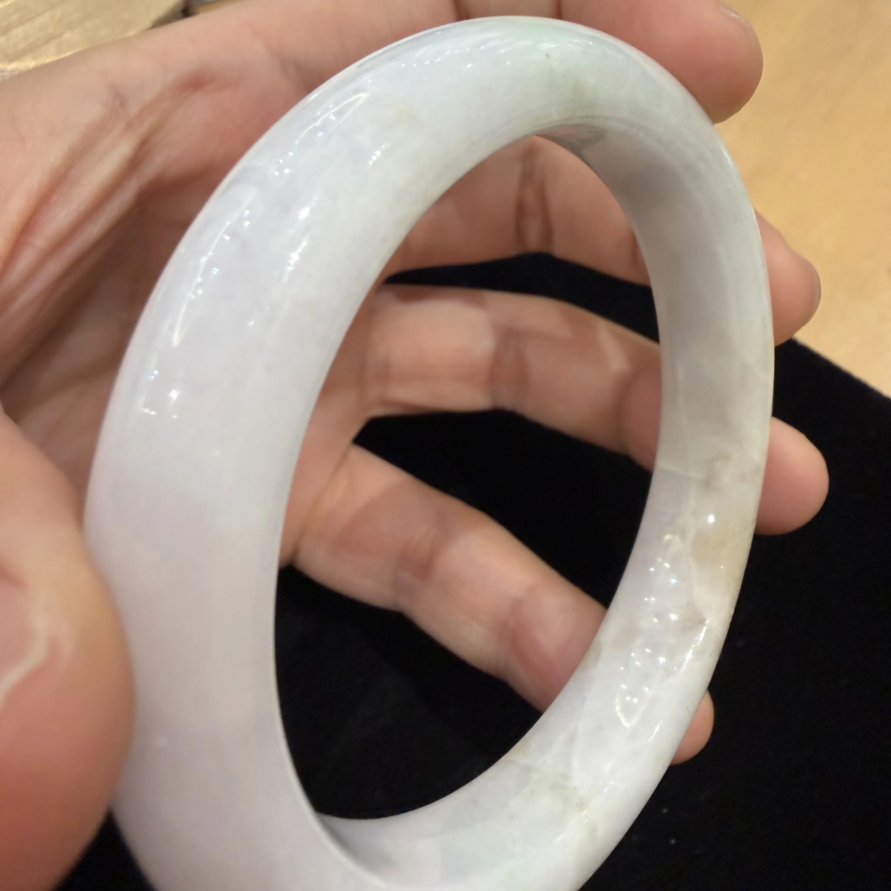 浅绿飘花贵妃镯（残次品）