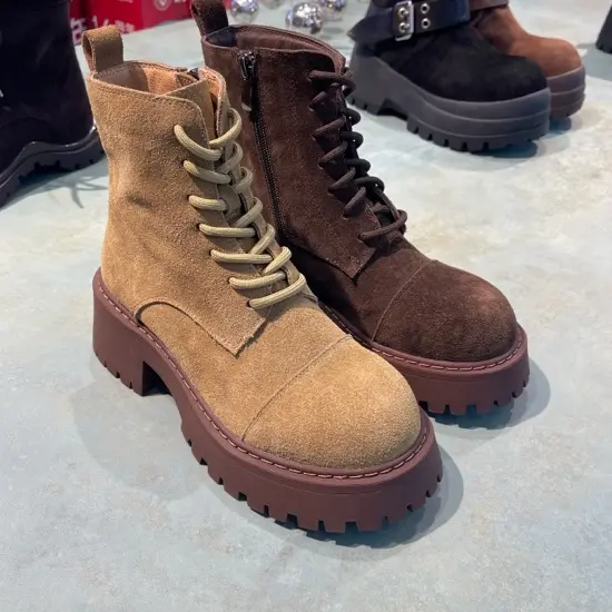 真皮厚底短筒女款秋冬复古系带加绒增高马丁靴