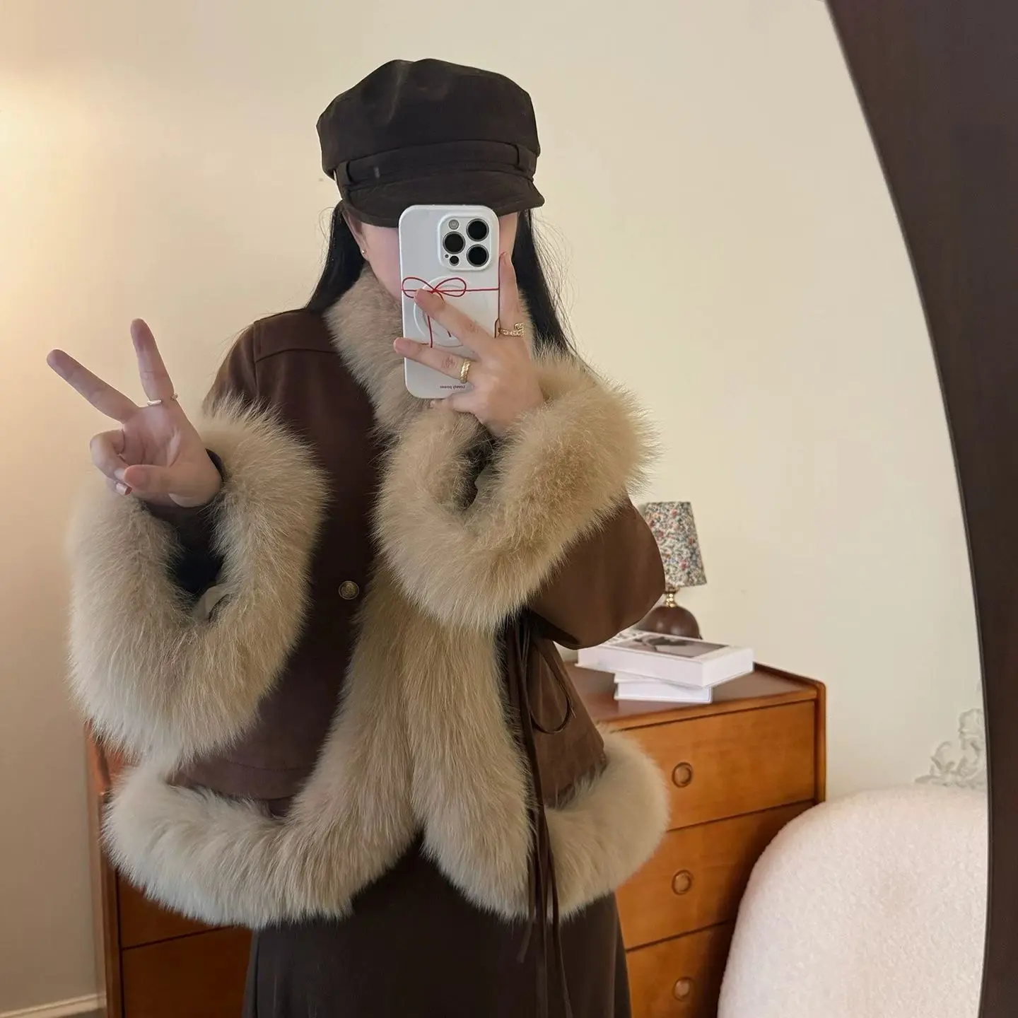 冬季千金风羊毛短款女式外套