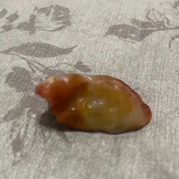 新疆戈壁奇石把玩