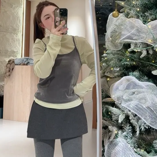 早春新款丝绒吊带与打底衫叠穿套装上衣