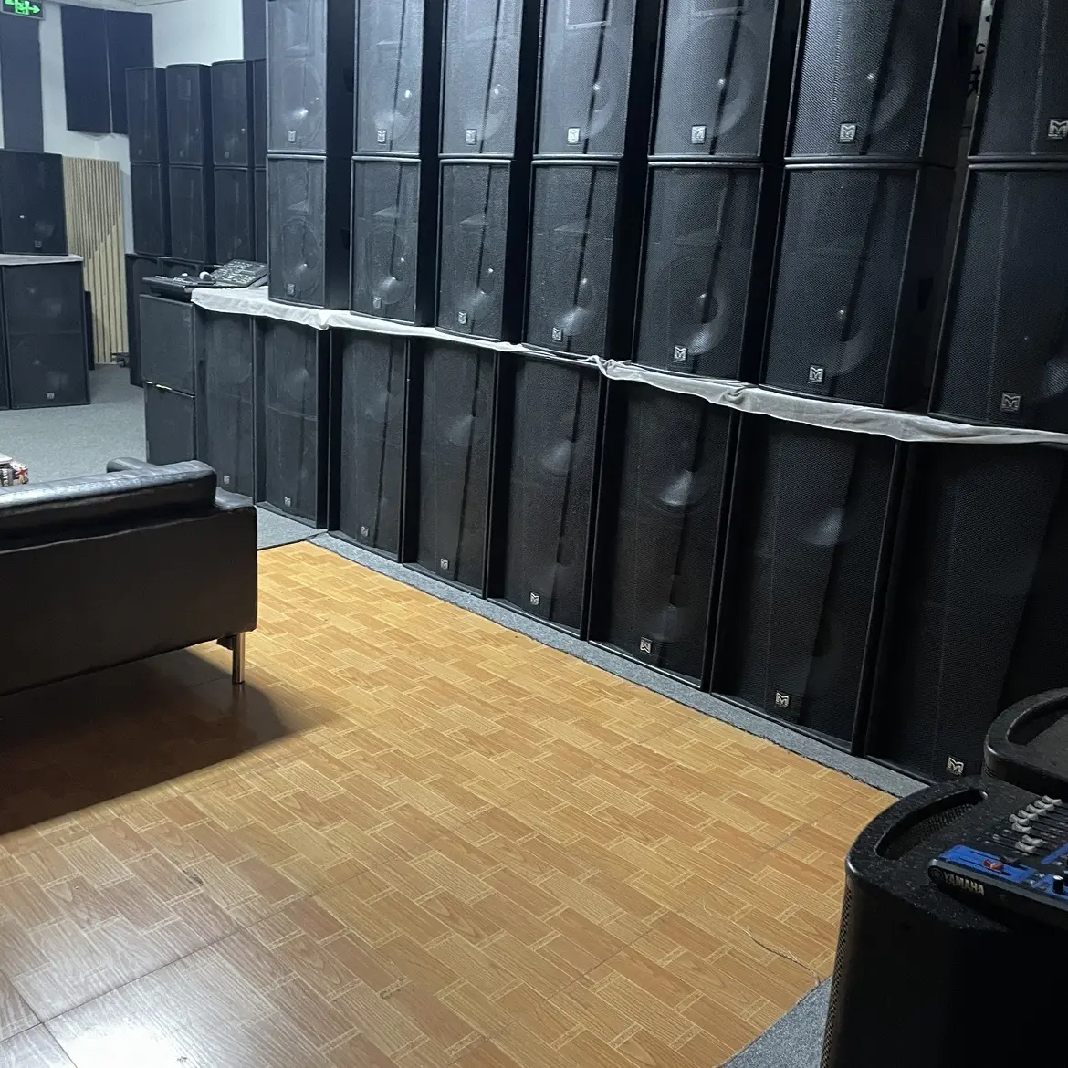 英国正品玛田S218+低音炮一个