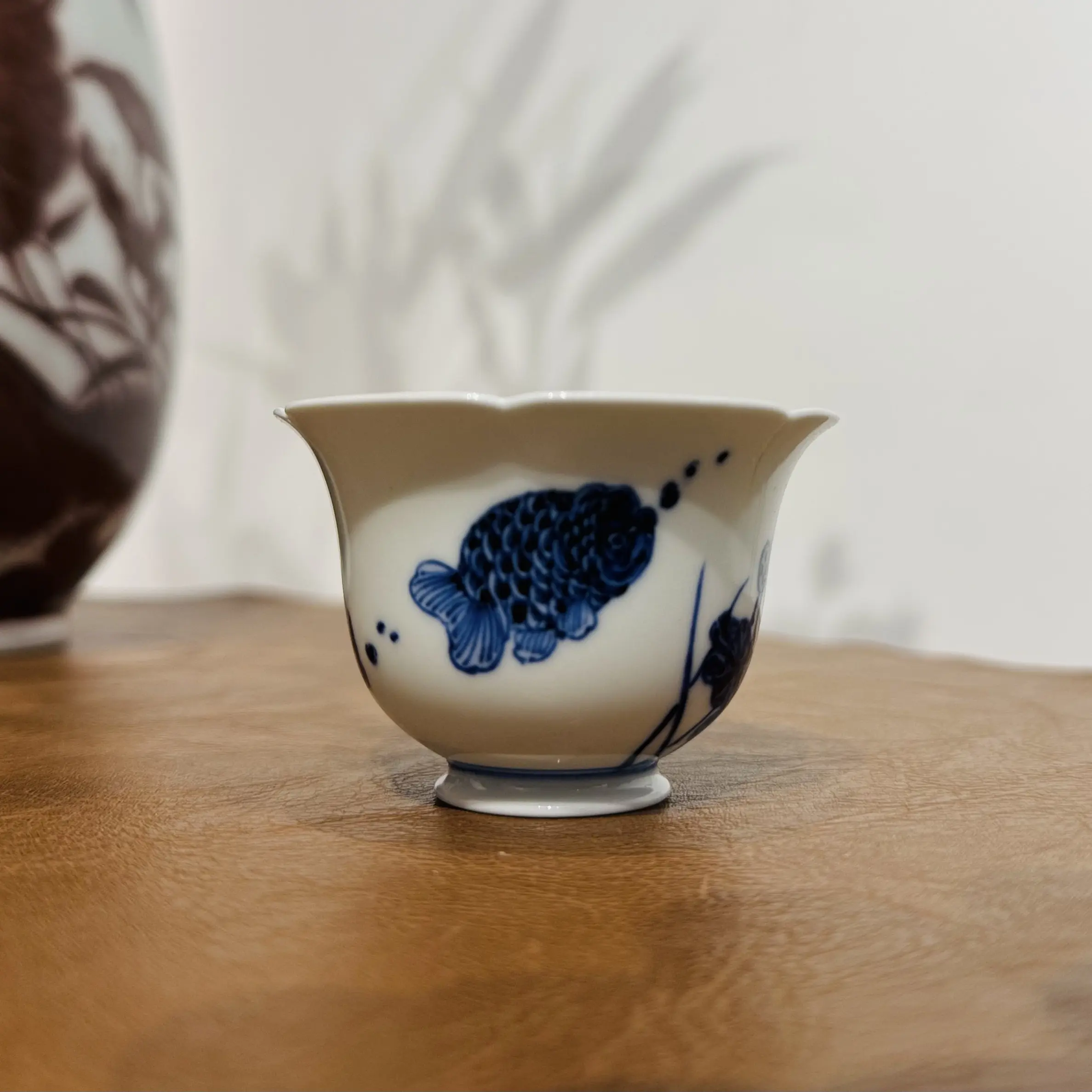 【兰亭墨色】青花金玉手工陶瓷主人杯手绘龙纹满堂花口杯