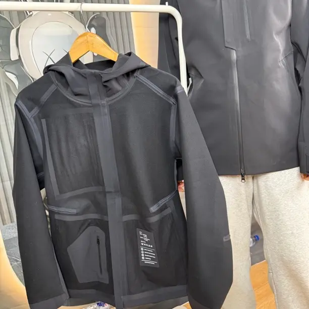 秋冬新款男女户外防风防水加绒软壳冲锋衣