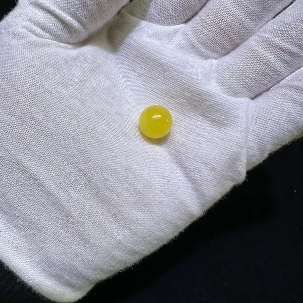 Y2076天然蜜蜡圆珠对孔11无优化