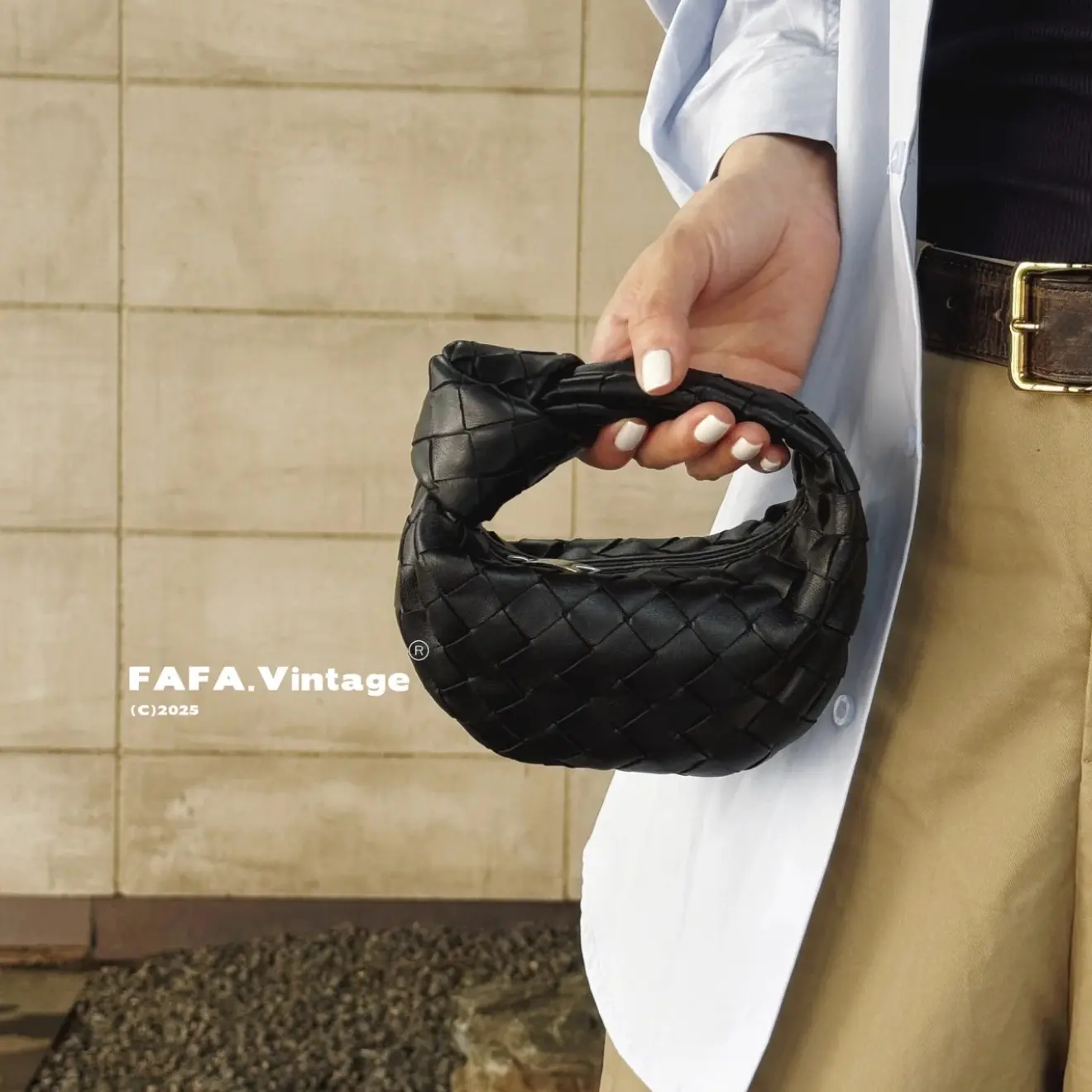 99新 BOTTEGA VENETA/葆蝶家 發發中古黑色编织超迷你jodie手提包