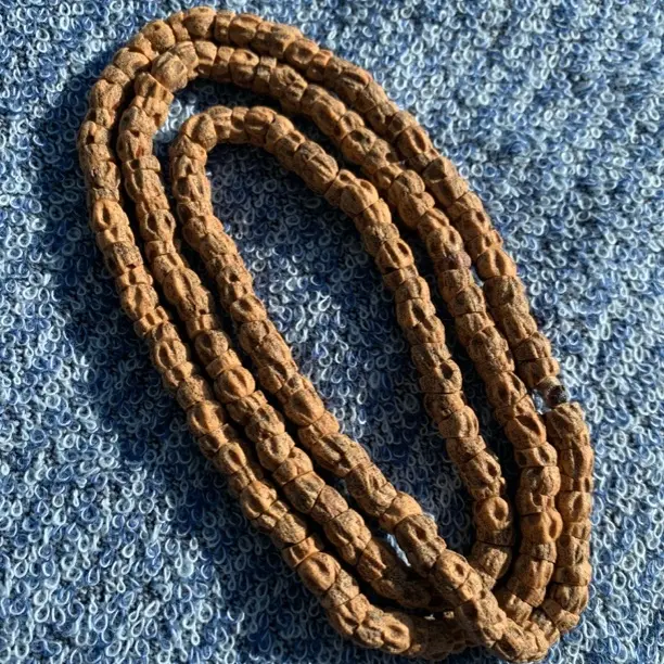 热振柏香籽  108长串  斜切大肠   深坑  鬼脸  对眼   红牙   