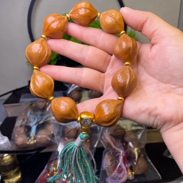 梅林铁核2.3精挑蜜桃手串