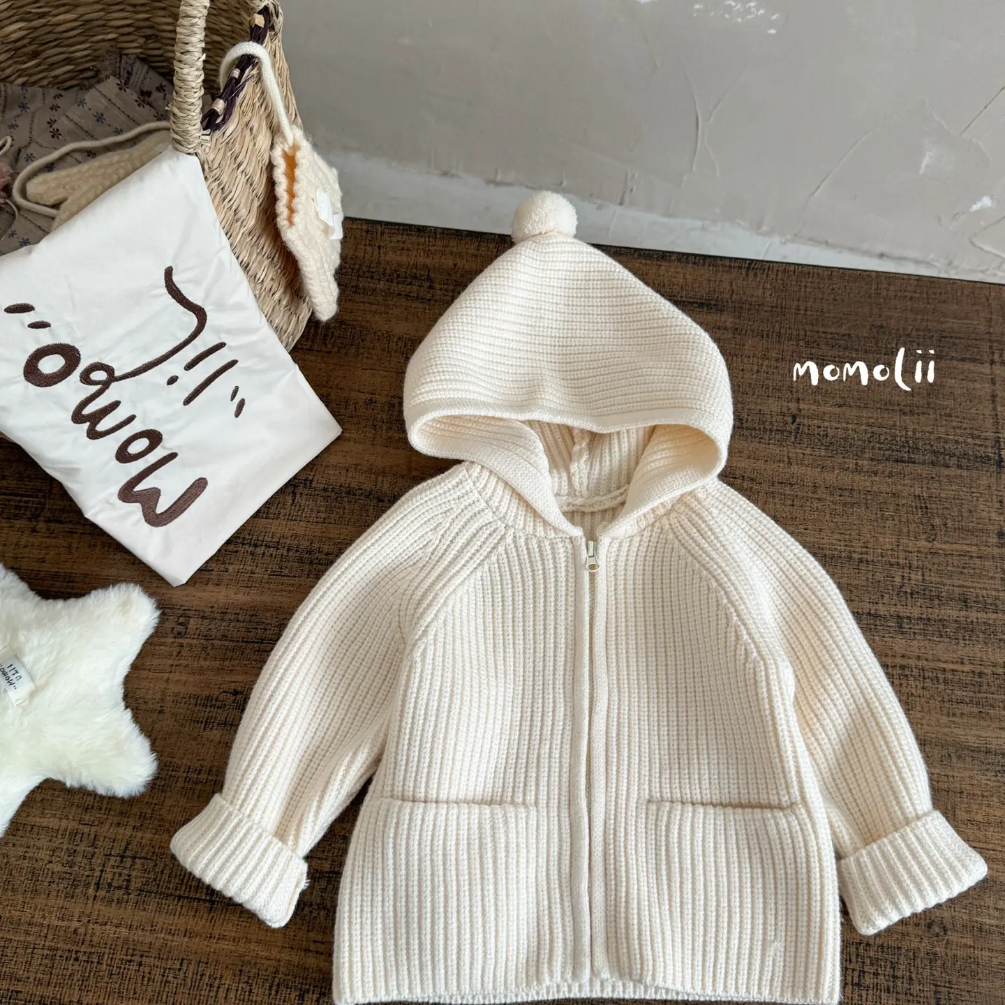 沫沫里韩版针织毛衣休闲连帽