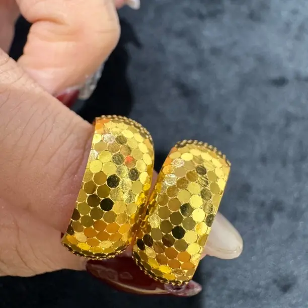 铜合金硅胶耳饰 2025年新款女士耳钉