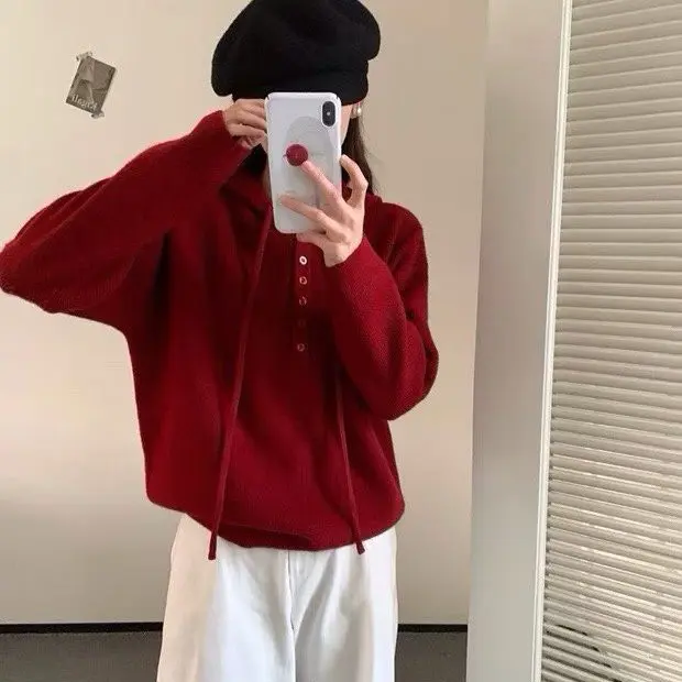 针织冬季休闲连帽女常规毛针织衫短款针织衫纯色时尚