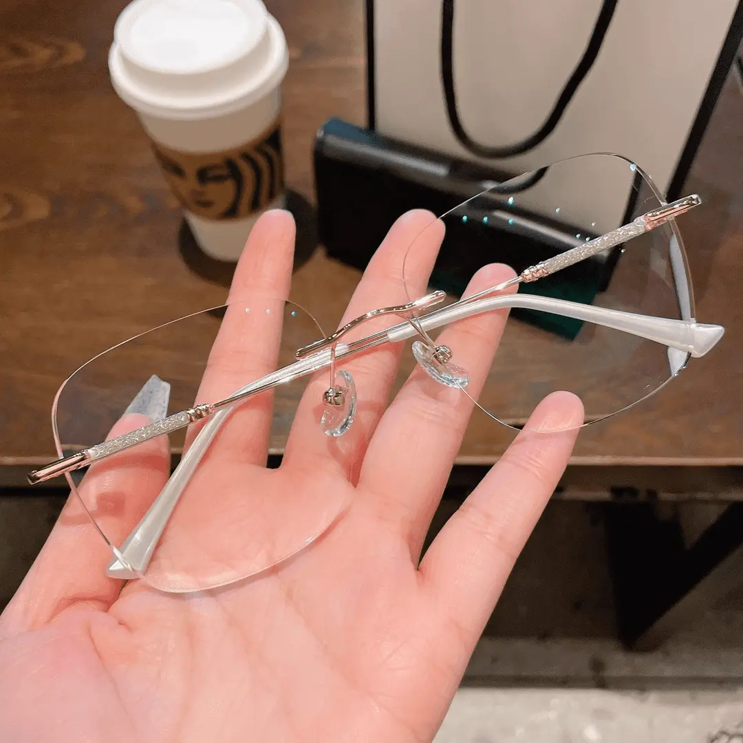 纯欲满天星无框近视眼镜切边轻奢方框大框显脸小潮变色眼镜防蓝光商品图