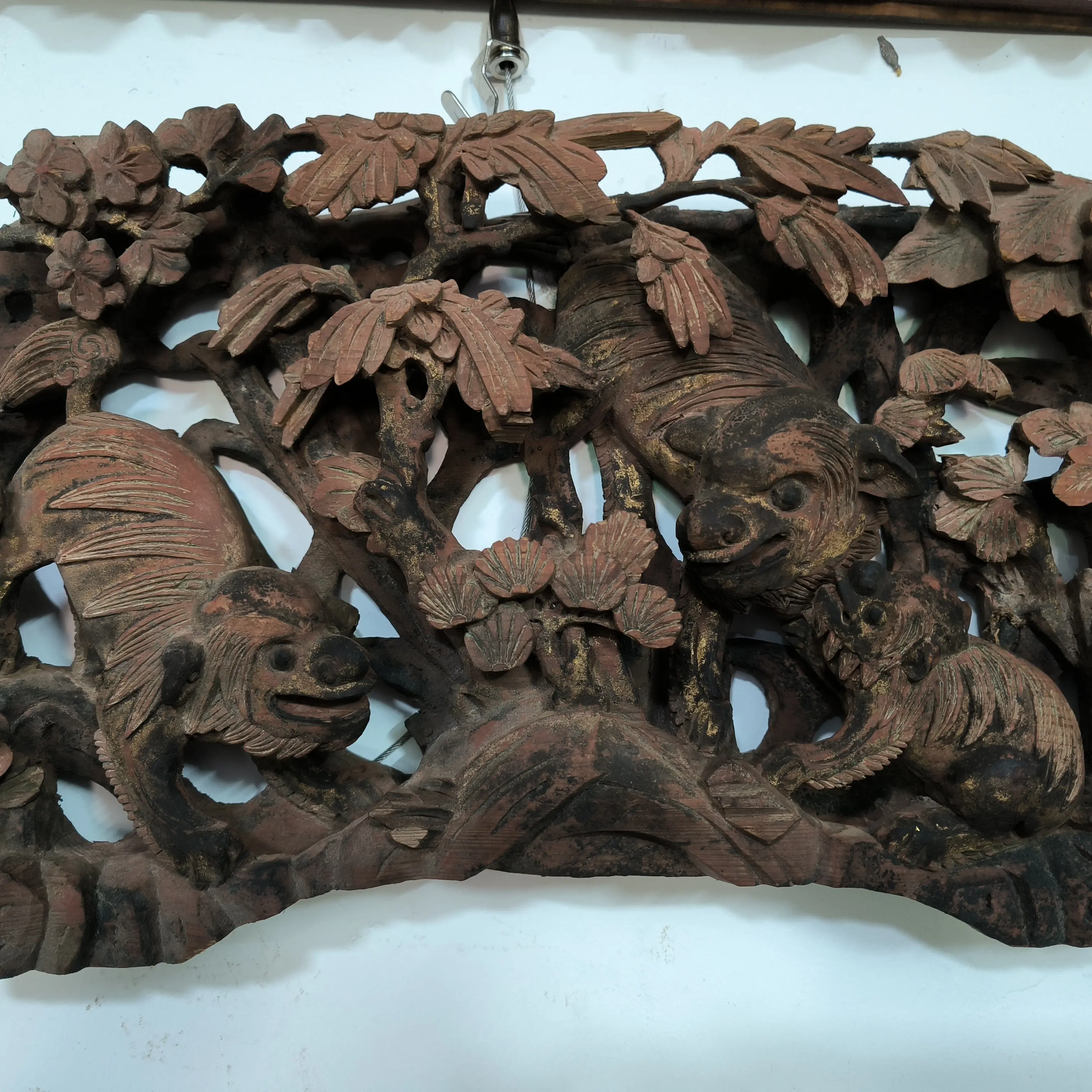 老物件 矿物彩狮子花板