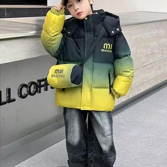 男童冬季渐变加绒加厚保暖嘻哈风外套棉服