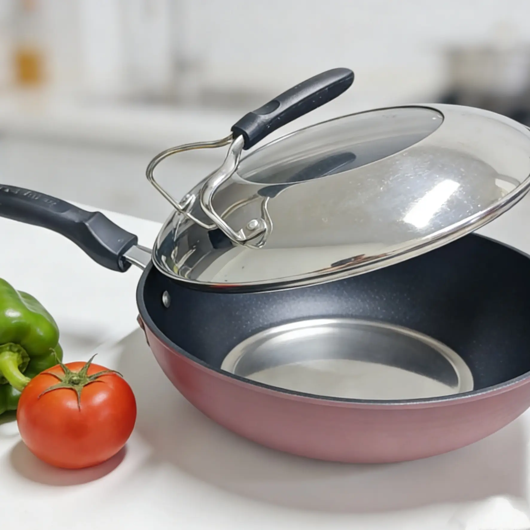 加厚无涂层不粘锅少油烟家用炒菜锅电磁炉燃气灶通用