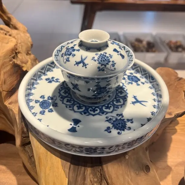 青花花卉三才盖碗大容量泡茶功夫茶具