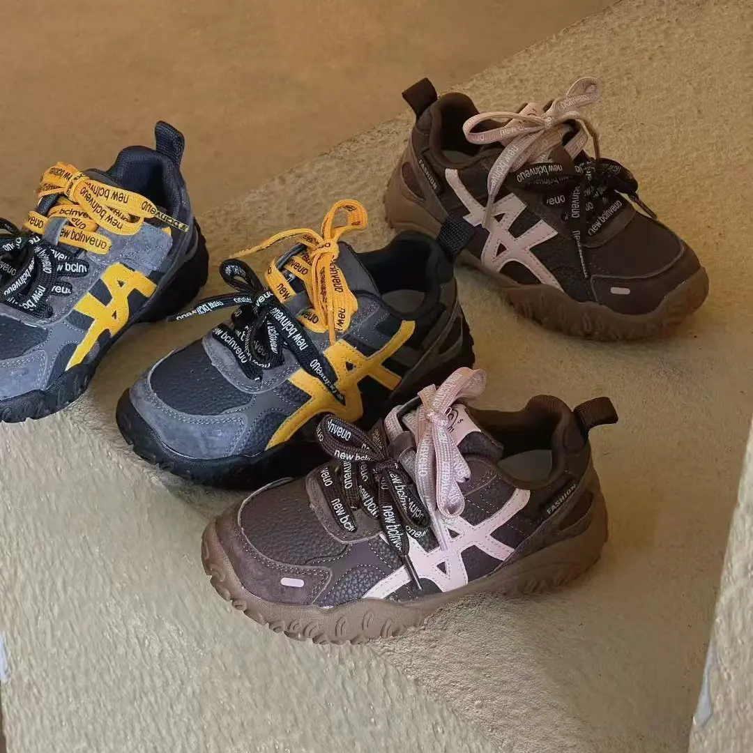 小资范潮童 秋冬新款户外防滑百搭儿童真皮德训运