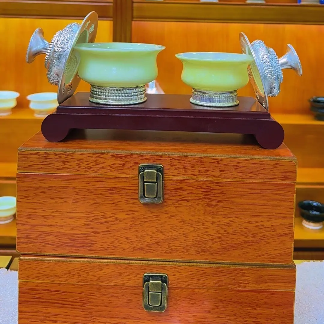 藏式风格合金仿玉碗家用供奉摆件