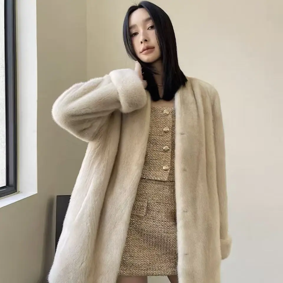 人造皮草 翻袖领整貂天鹅绒草大衣简约年轻款女貂皮外套