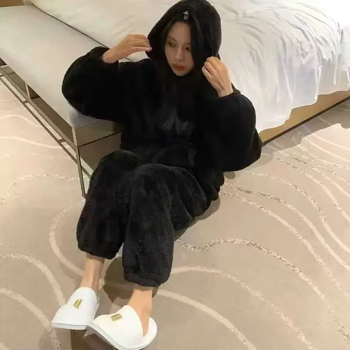 加厚睡衣二件套女2025冬软糯保暖连帽居家服#6318