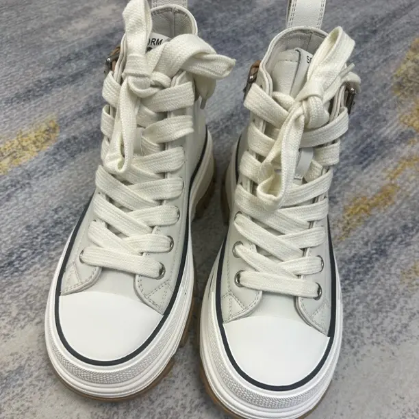 《奢定推荐》街头鞋 真皮厚底舒适街头风高帮鞋女鞋